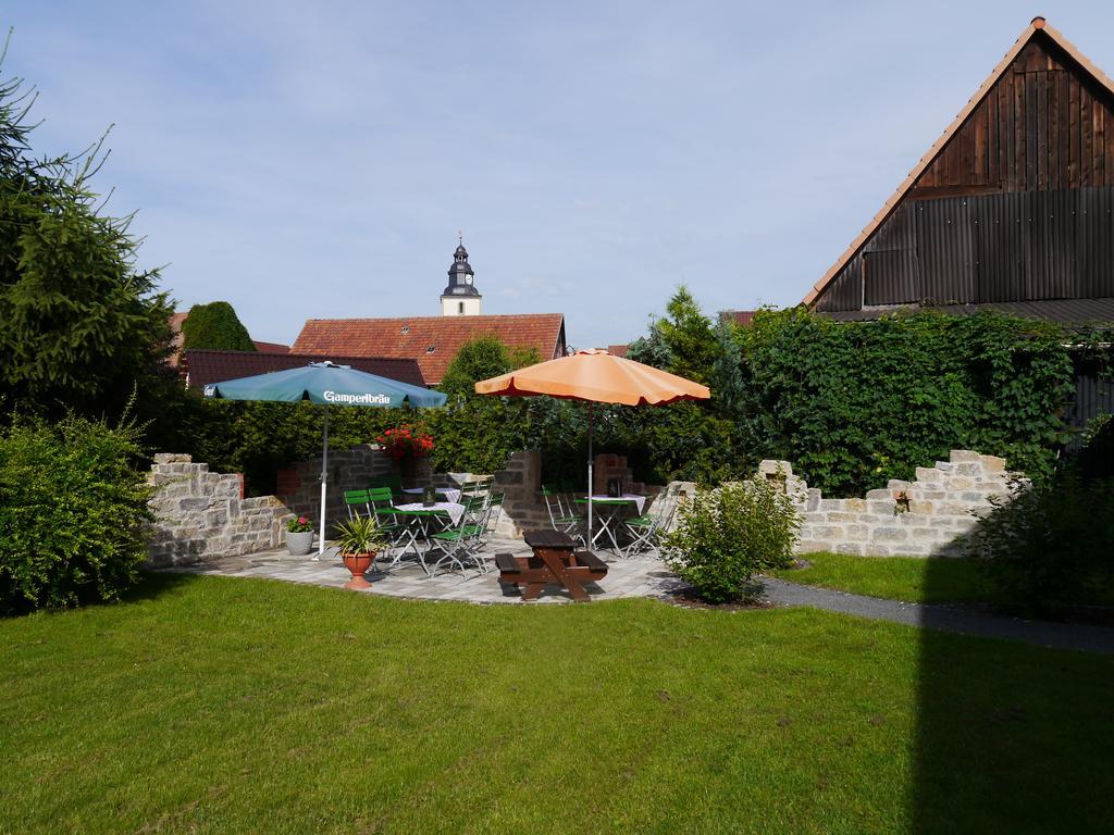 Cafe Im Hof- Bed & Breakfast Streufdorf Exterior photo
