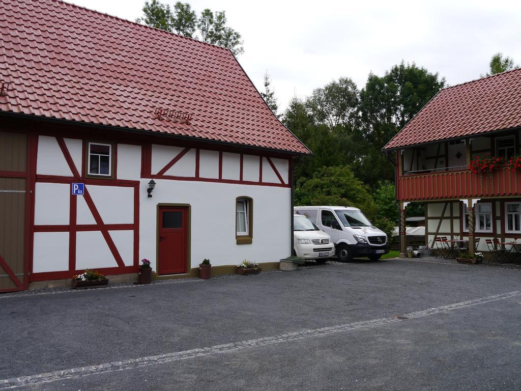 Cafe Im Hof- Bed & Breakfast Streufdorf Exterior photo